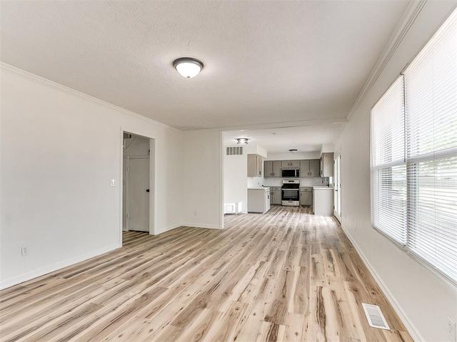 3301 Simmons Drive, Del City, OK 73115