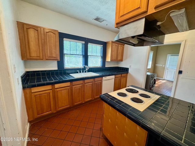 1250 DANCY Street, Jacksonville, FL 32205