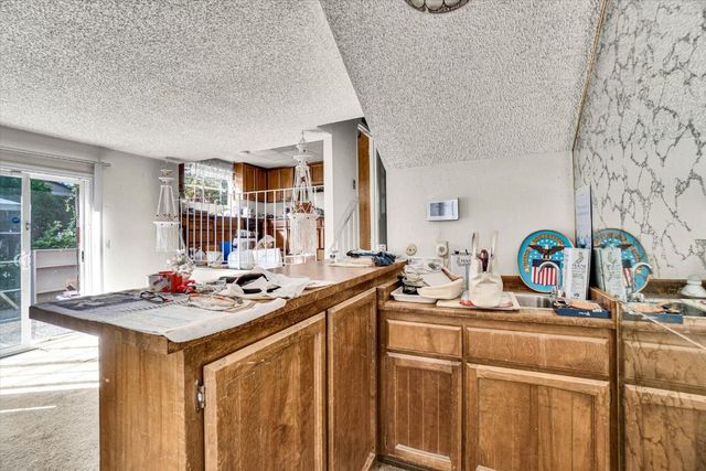 6308 Hillsdale Boulevard, Sacramento, CA 95842
