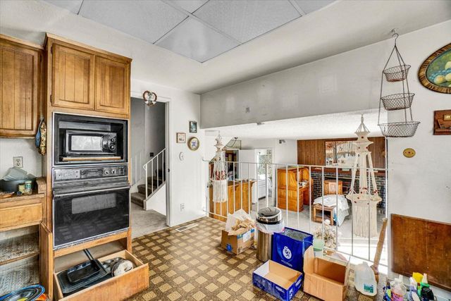 6308 Hillsdale Boulevard, Sacramento, CA 95842