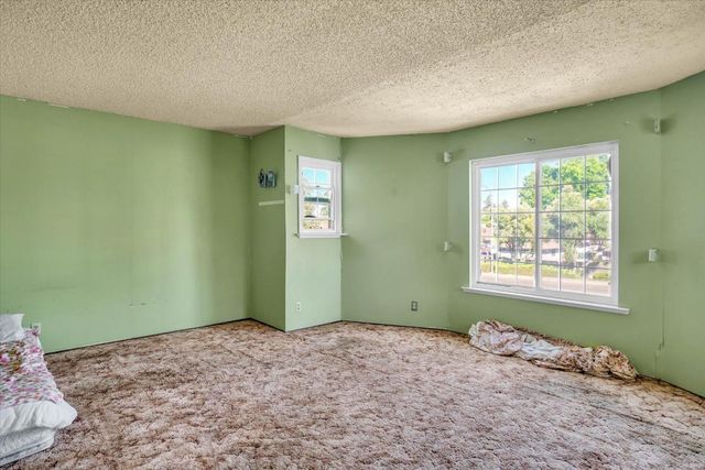 6308 Hillsdale Boulevard, Sacramento, CA 95842