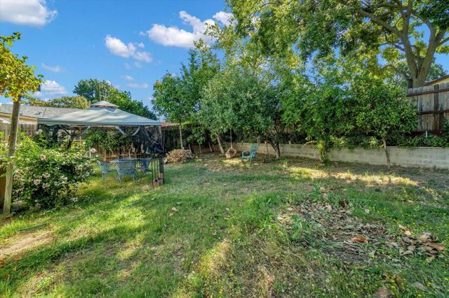 6308 Hillsdale Boulevard, Sacramento, CA 95842