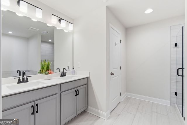 325 Hayden Circle, Woodstock, GA 30189