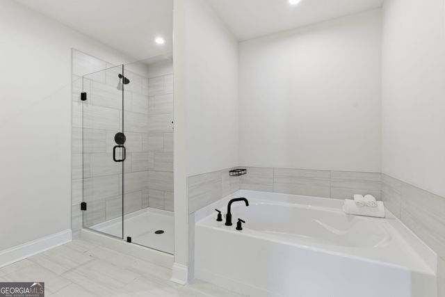 325 Hayden Circle, Woodstock, GA 30189