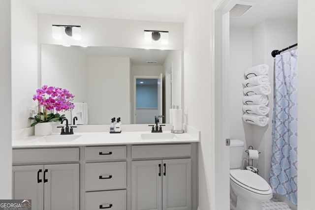 325 Hayden Circle, Woodstock, GA 30189