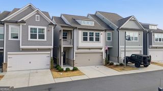 325 Hayden Circle, Woodstock, GA 30189