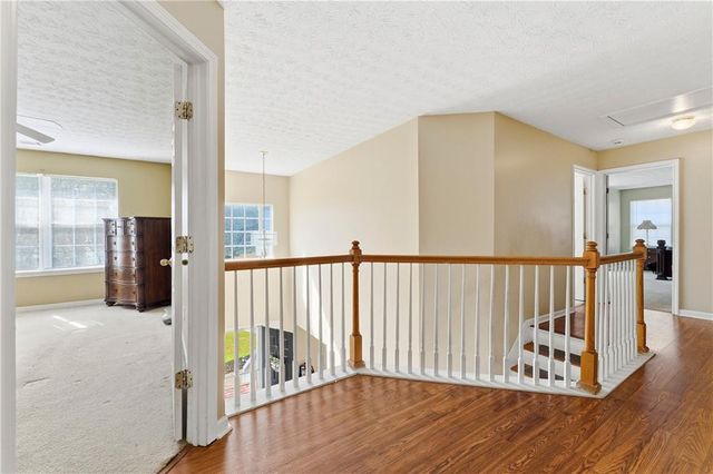 3561 Coveside Court, Loganville, GA 30052