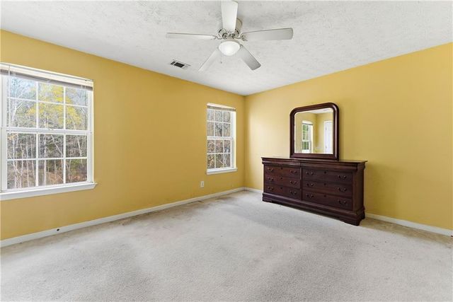 3561 Coveside Court, Loganville, GA 30052