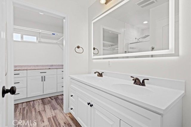 9617 Cedros, Panorama City (los Angeles), CA 91402