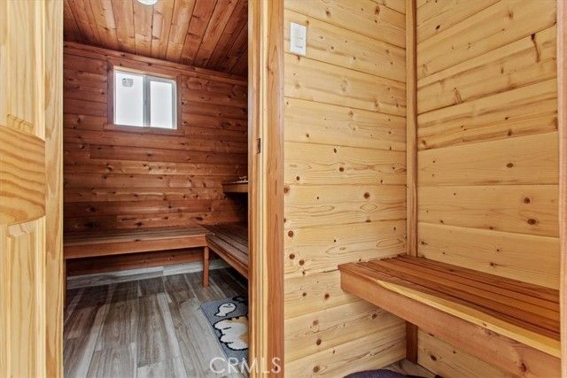 9617 Cedros, Panorama City (los Angeles), CA 91402