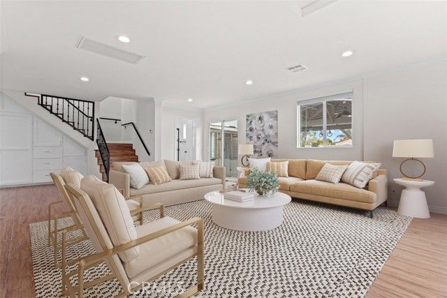 9617 Cedros, Panorama City (los Angeles), CA 91402