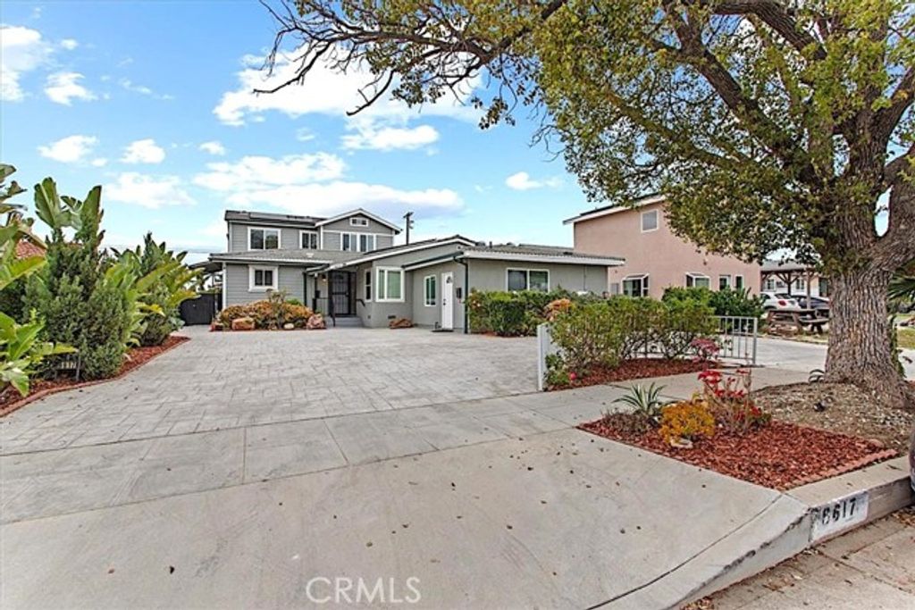 9617 Cedros, Panorama City (los Angeles), CA 91402