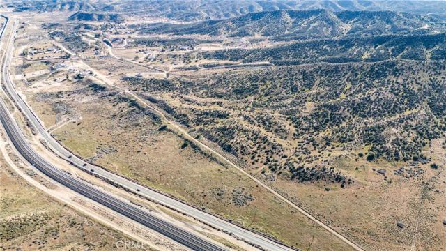 0 Las Flores, Oak Hills, CA 92344