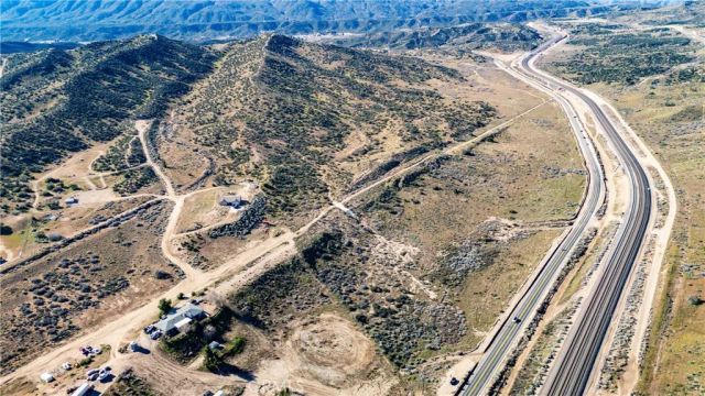0 Las Flores, Oak Hills, CA 92344