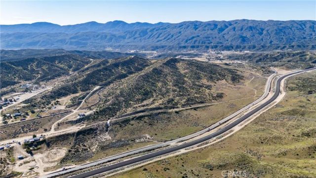 0 Las Flores, Oak Hills, CA 92344