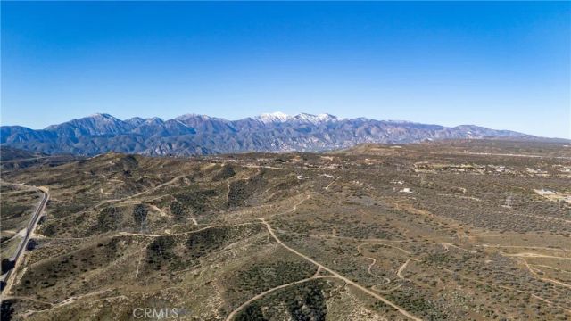 0 Las Flores, Oak Hills, CA 92344