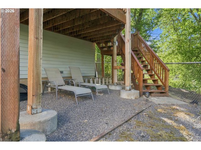 3109 Sw COLLINS Ct, Portland, OR 97219