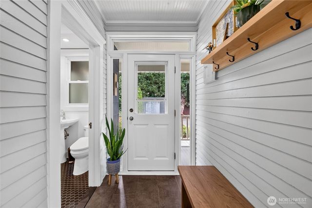 4218 26th Avenue SW, Seattle, WA 98106