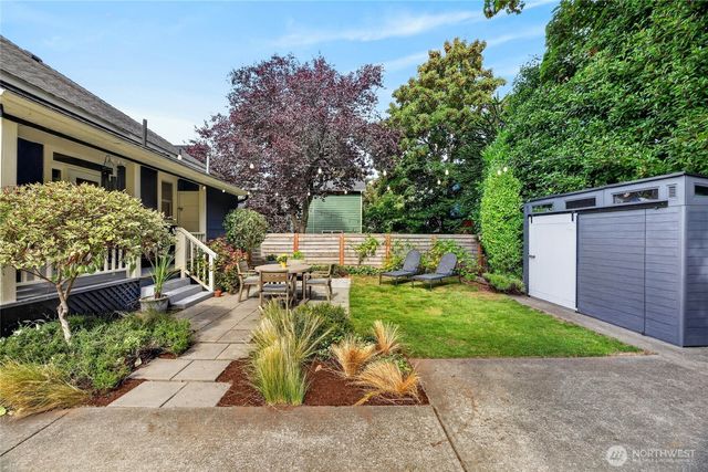 4218 26th Avenue SW, Seattle, WA 98106