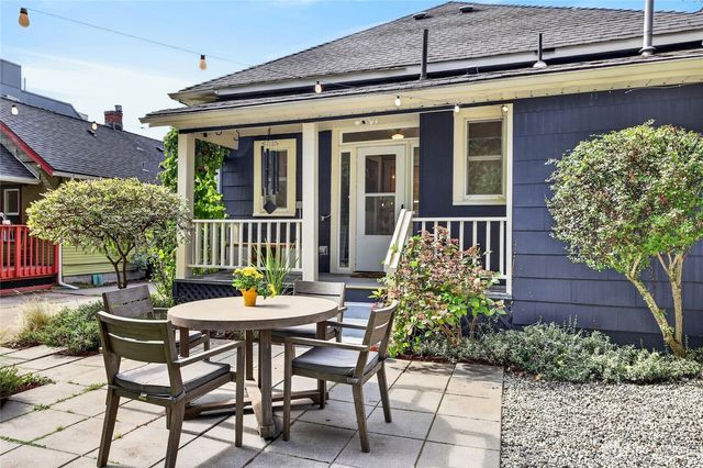4218 26th Avenue SW, Seattle, WA 98106