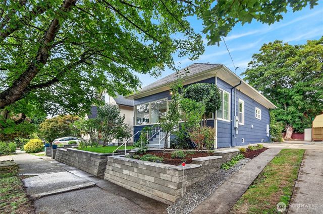 4218 26th Avenue SW, Seattle, WA 98106