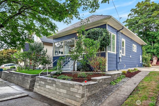 4218 26th Avenue SW, Seattle, WA 98106