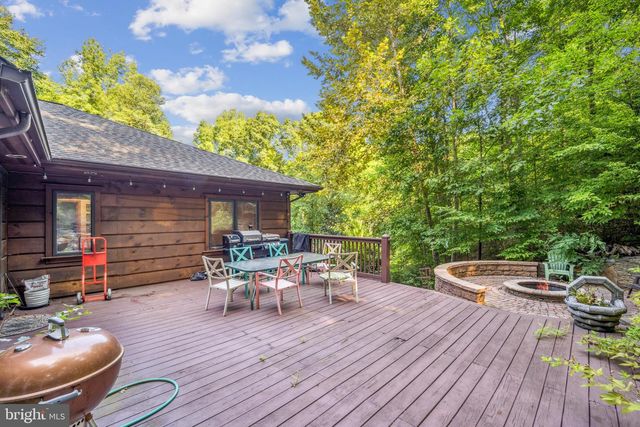 8535 ACOUSTIC LN, Port Tobacco, MD 20677