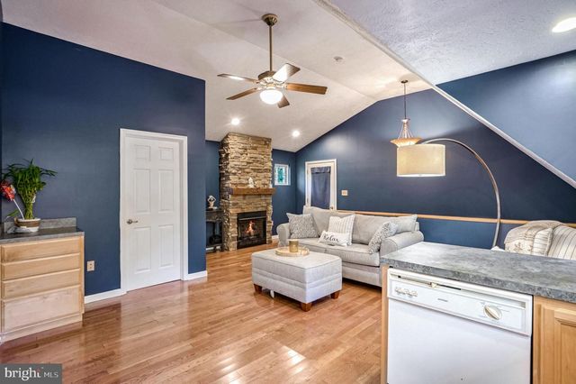 8535 ACOUSTIC LN, Port Tobacco, MD 20677