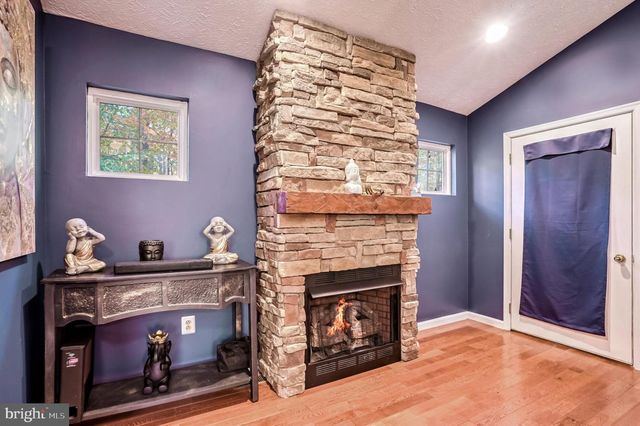 8535 ACOUSTIC LN, Port Tobacco, MD 20677