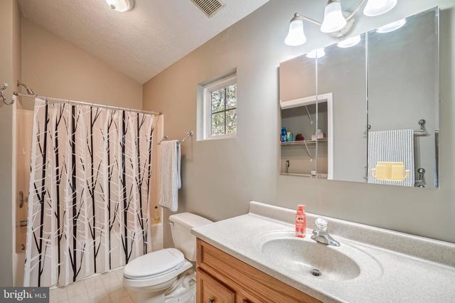 8535 ACOUSTIC LN, Port Tobacco, MD 20677