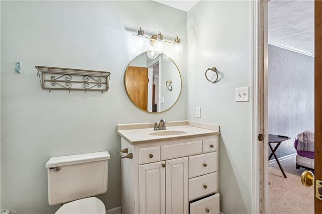 225 Bridgewater DR, Newport News, VA 23603