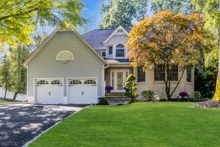 4 Erin Ct, Bridgewater Twp., NJ 08807