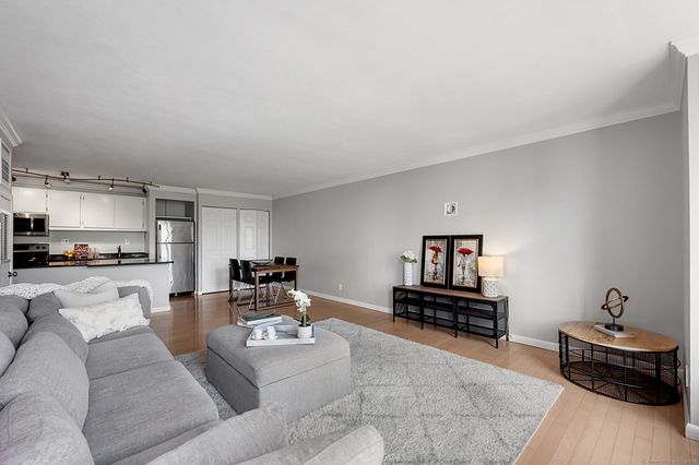 1 Gold Street APT 9D, Hartford, CT 06103