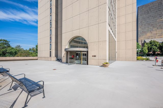 1 Gold Street APT 9D, Hartford, CT 06103