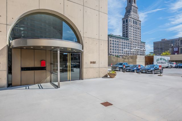 1 Gold Street APT 9D, Hartford, CT 06103