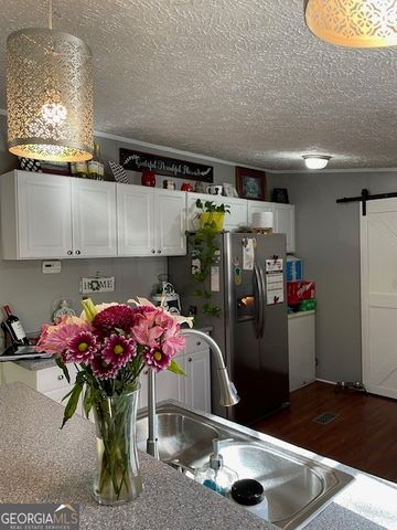 5859 Lake Sinclair Drive, Sparta, GA 31087