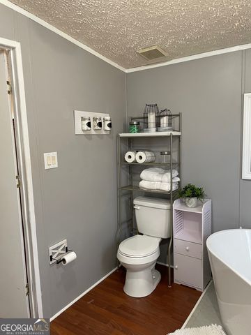 5859 Lake Sinclair Drive, Sparta, GA 31087