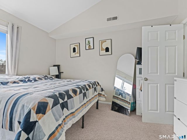 132 Bennett Street 302, Bridgeport, CT 06605