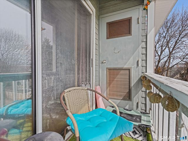 132 Bennett Street 302, Bridgeport, CT 06605