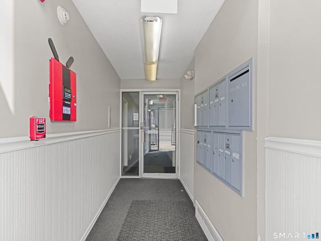 132 Bennett Street 302, Bridgeport, CT 06605