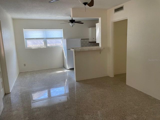 4390 68TH STREET N, St Petersburg, FL 33709