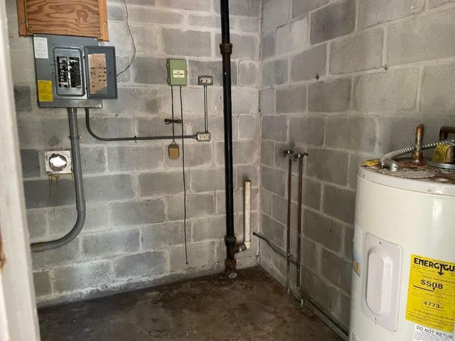 4390 68TH STREET N, St Petersburg, FL 33709