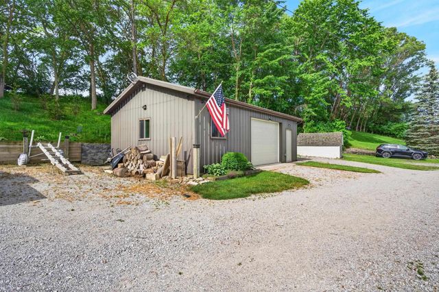 7155 S 1190 E, Hudson, IN 46747