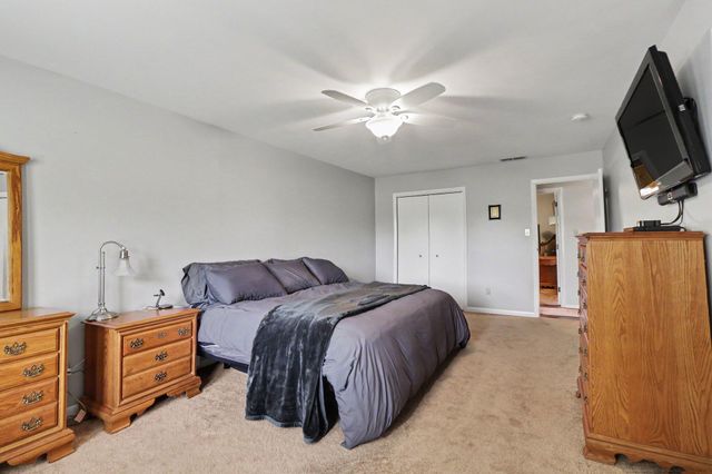 5531 Morehouse Court, Portage, IN 46368