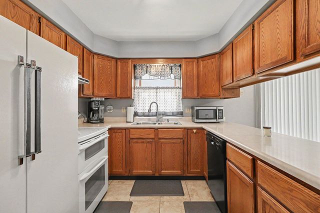 5531 Morehouse Court, Portage, IN 46368