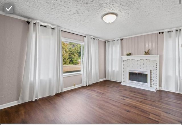 14075 1st Avenue, Bayou La Batre, AL 36509