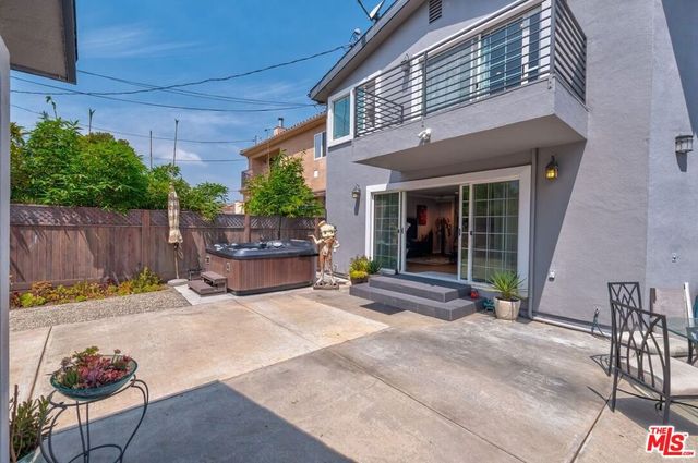 10824 Westminster Avenue, Los Angeles, CA 90034