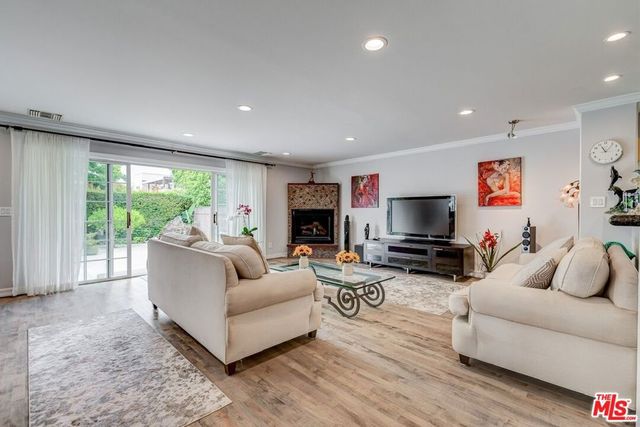 10824 Westminster Avenue, Los Angeles, CA 90034