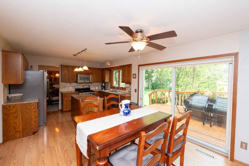 8769 Jewel Avenue S, Cottage Grove, MN 55016 — photo 2