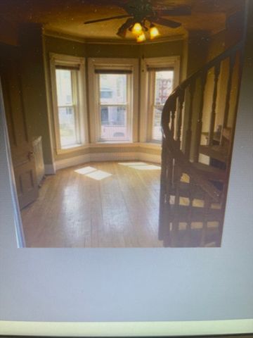 30 Alaska St, Boston, MA 02119